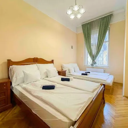 דירה Spacious Retreat By Puskas Arena בודפשט