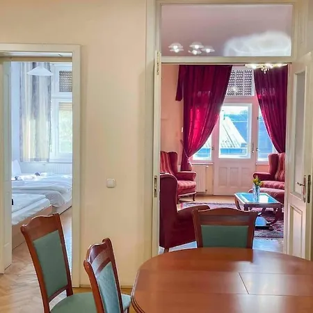 Apartament Spacious Retreat By Puskas Arena